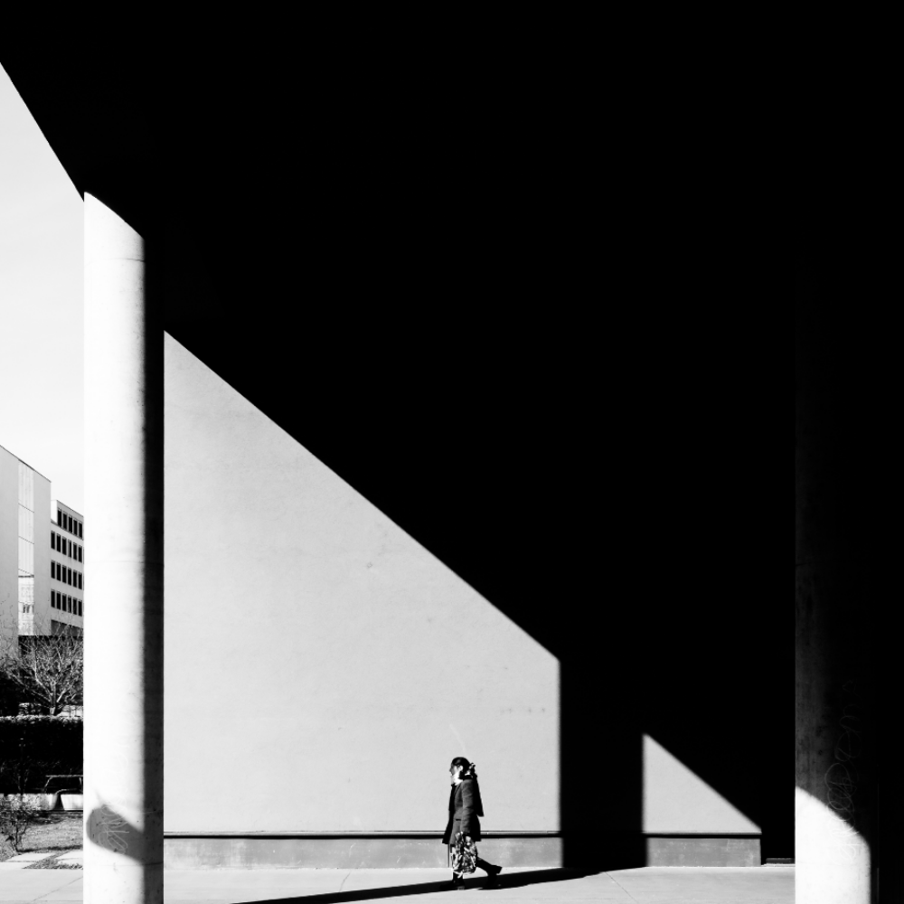 Untitled photo, photo on the wall