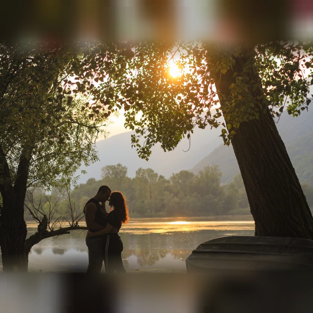 Love is in the air, photo by Dasso85 on the wall